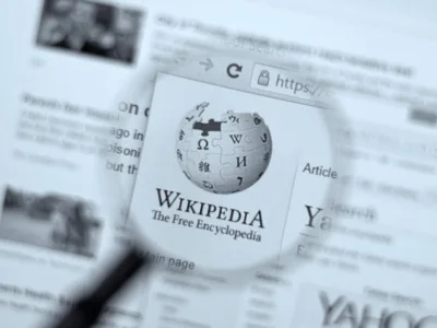 Montreal,,Canada,-,February,,2016:,Wikipedia,Homepage,On,The,Computer