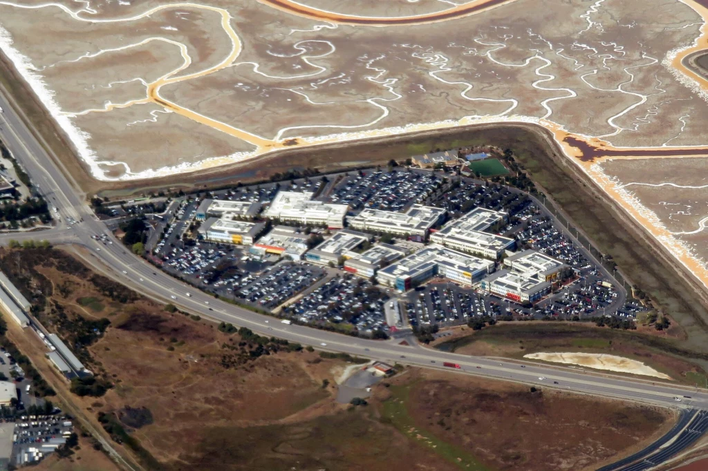 Aerial view of Facebook campus in Menlo Park, September 2019.JPG