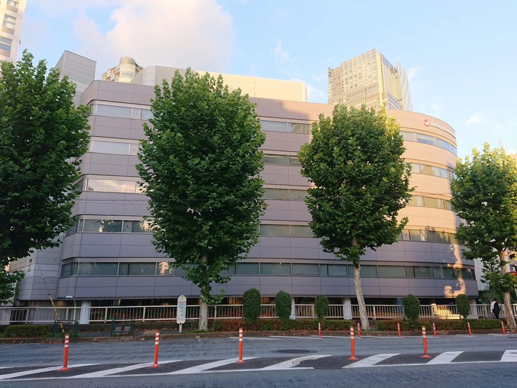 Johnny & Associates headquarters, at Akasaka, Minato, Tokyo, Japan (2023-08-10) 05.jpg